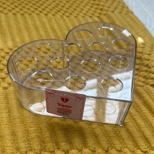 Clear Heart-Shaped Cake Pop Holder